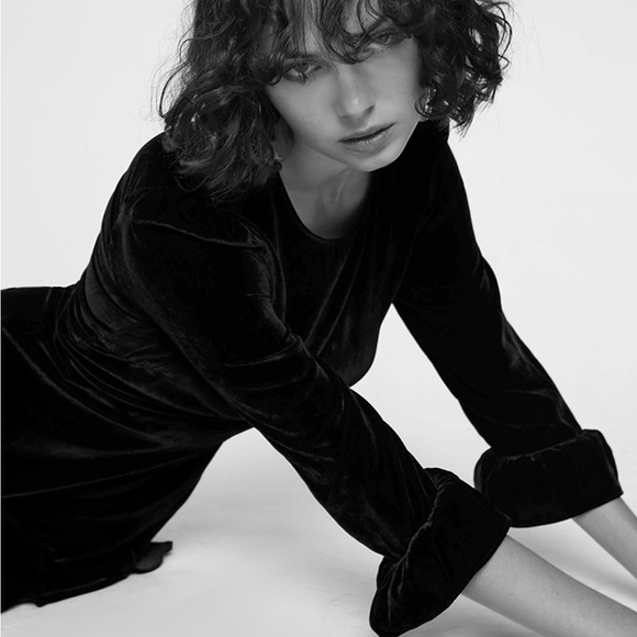 Realisation Par The Mary Jane Velvet Mini Dress - Picture 7 of 7